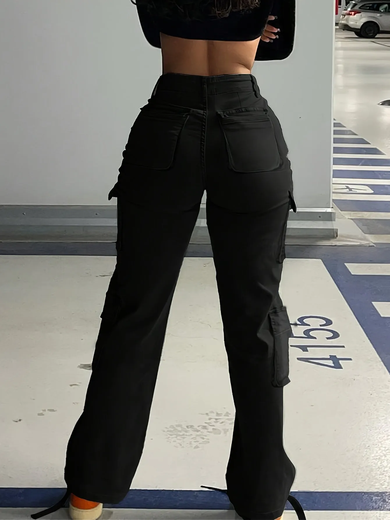 Trendy Women's Mid-Rise Cargo Jeans – Straight Wide Leg Baggy Boyfriend Fit