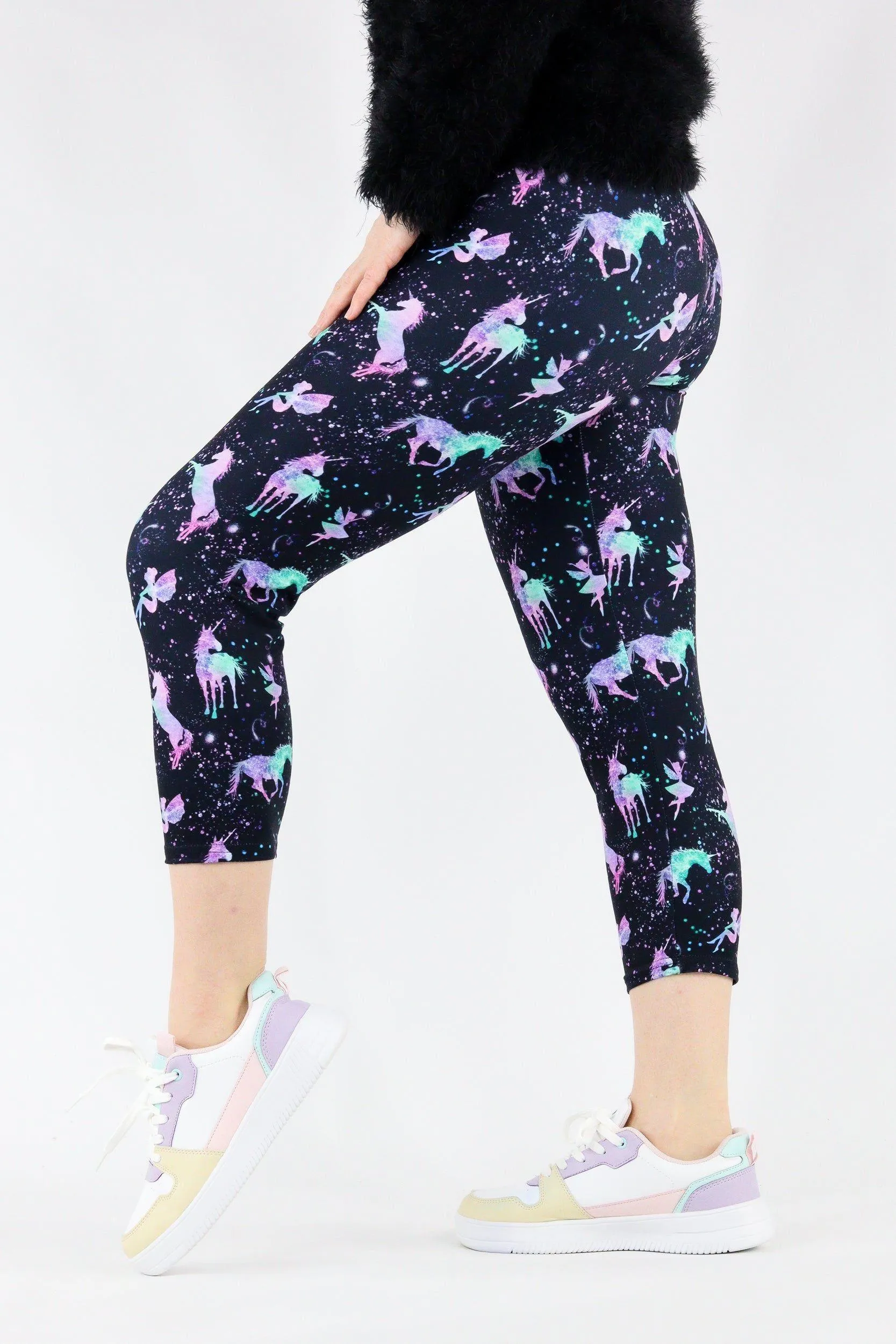 Unicorns & Fairies - Casual Capri Leggings