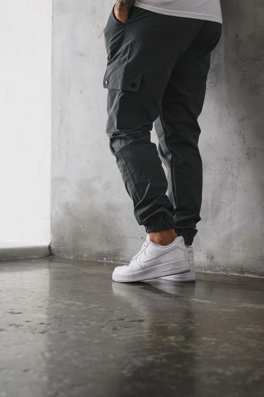 UNIT CARGO PANTS - DARK GREY