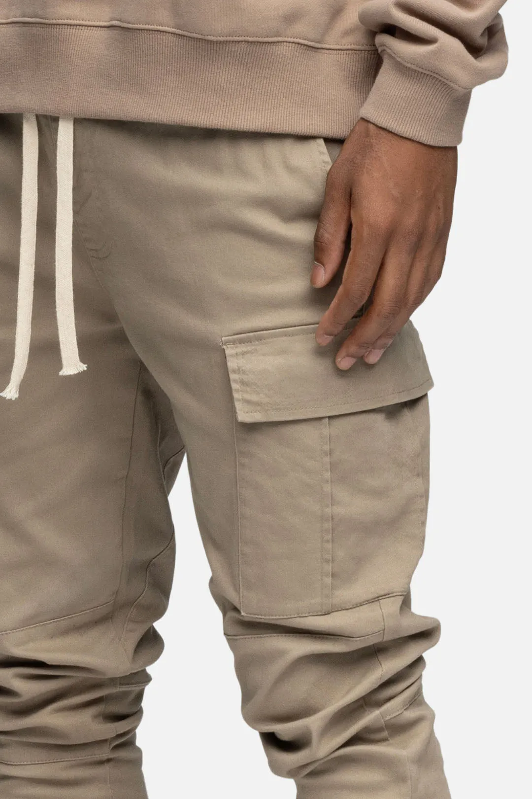 V1 CARGO TAN