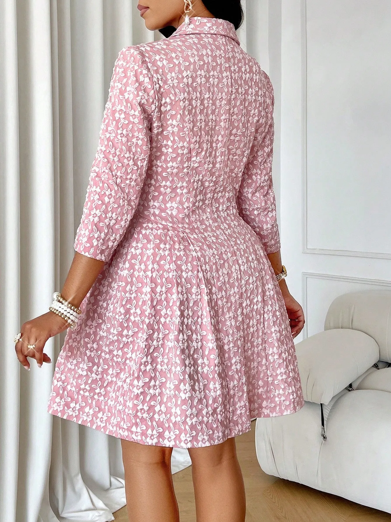 Vestido de Blazer Doble Botonadura en Cherry Vibes