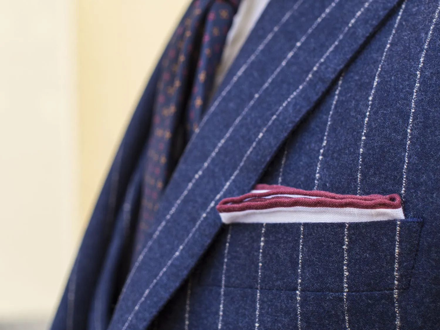 White / Bordeaux Burgundy Stitched Pocket Square - [2017 Spring]