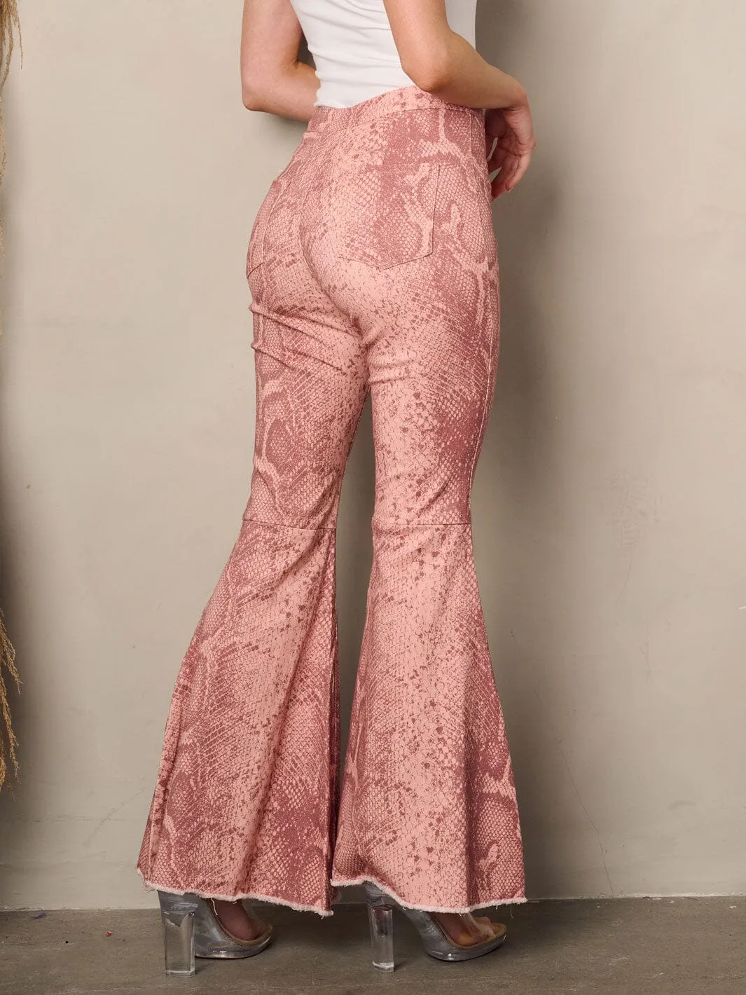 WOMEN'S BELL BOTTOM POCKETS SNAKE PRINT PANTS