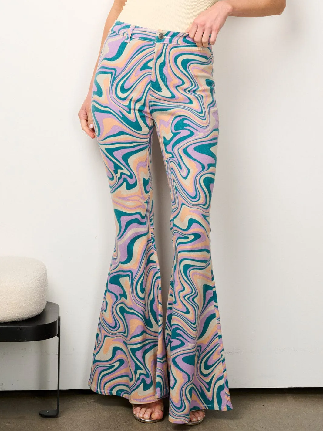 WOMEN'S BUTTON CLOSURE COLORBLOCK BELL LEGS DENIM PANTS