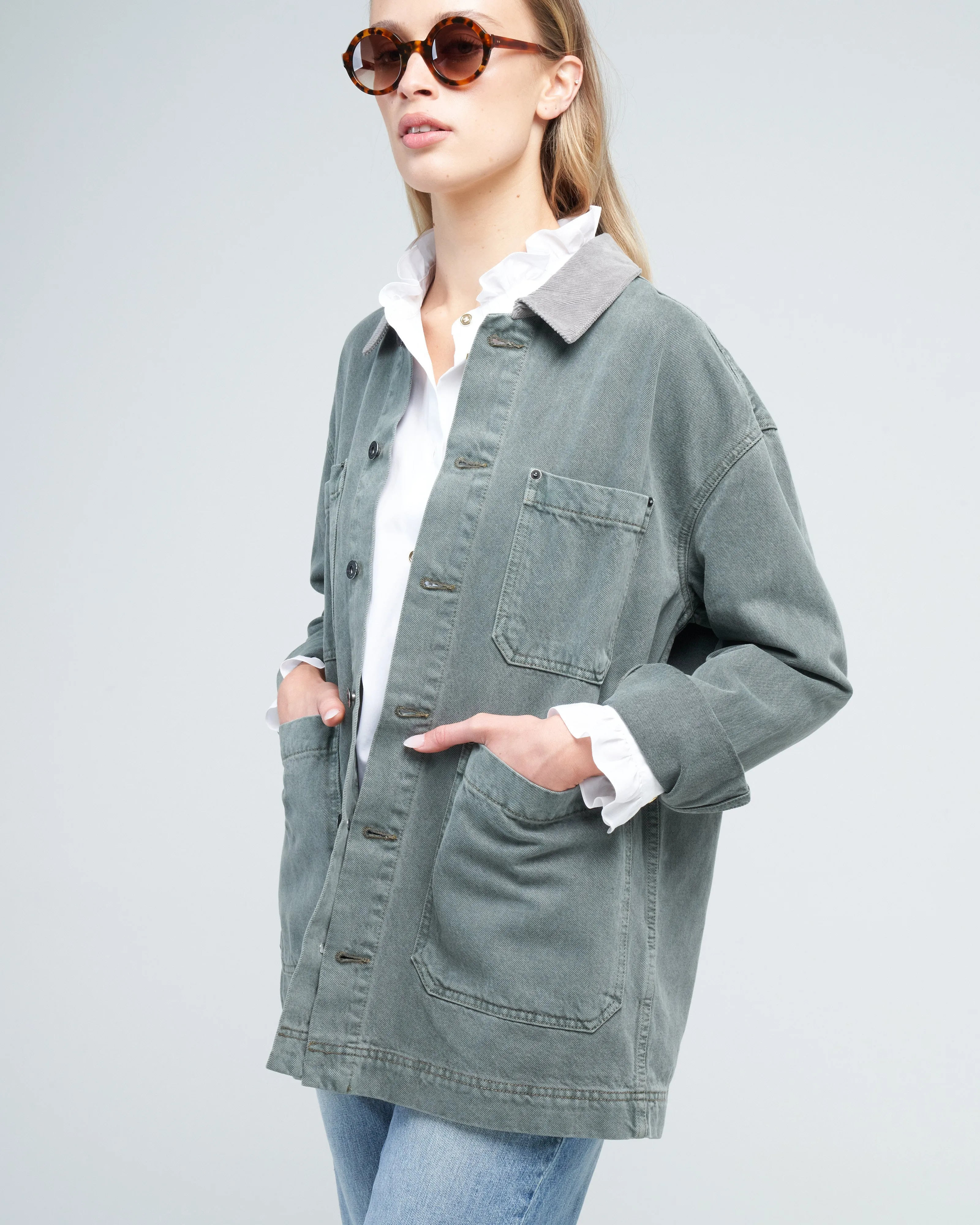 worker corduroy collar