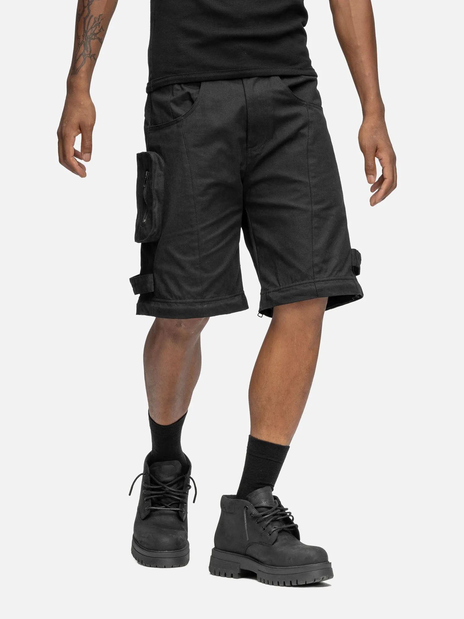Y6 CARGO BLACK