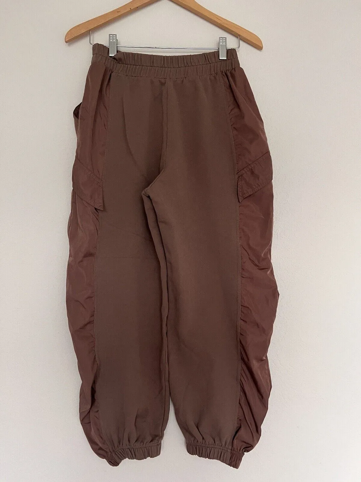 ZARA Womens Elastic Waist Cargo Pants Sz L Brown Parachute Oversized Relaxed Fit