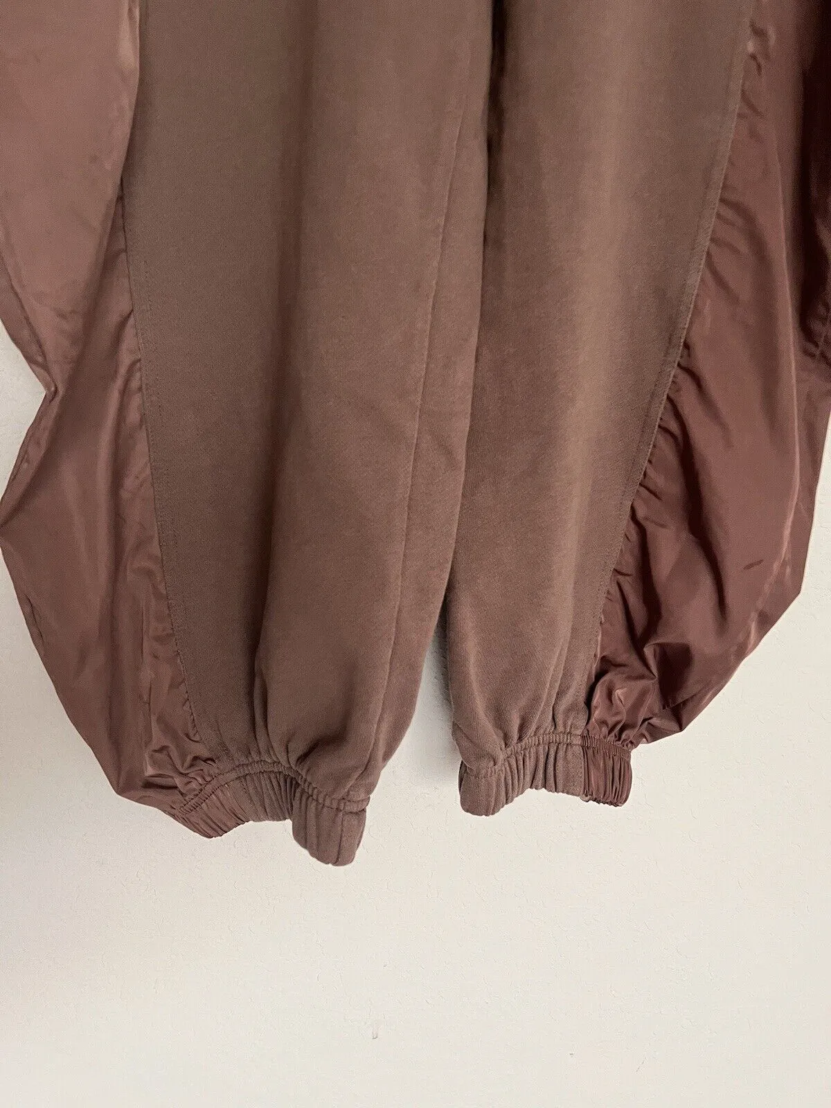 ZARA Womens Elastic Waist Cargo Pants Sz L Brown Parachute Oversized Relaxed Fit