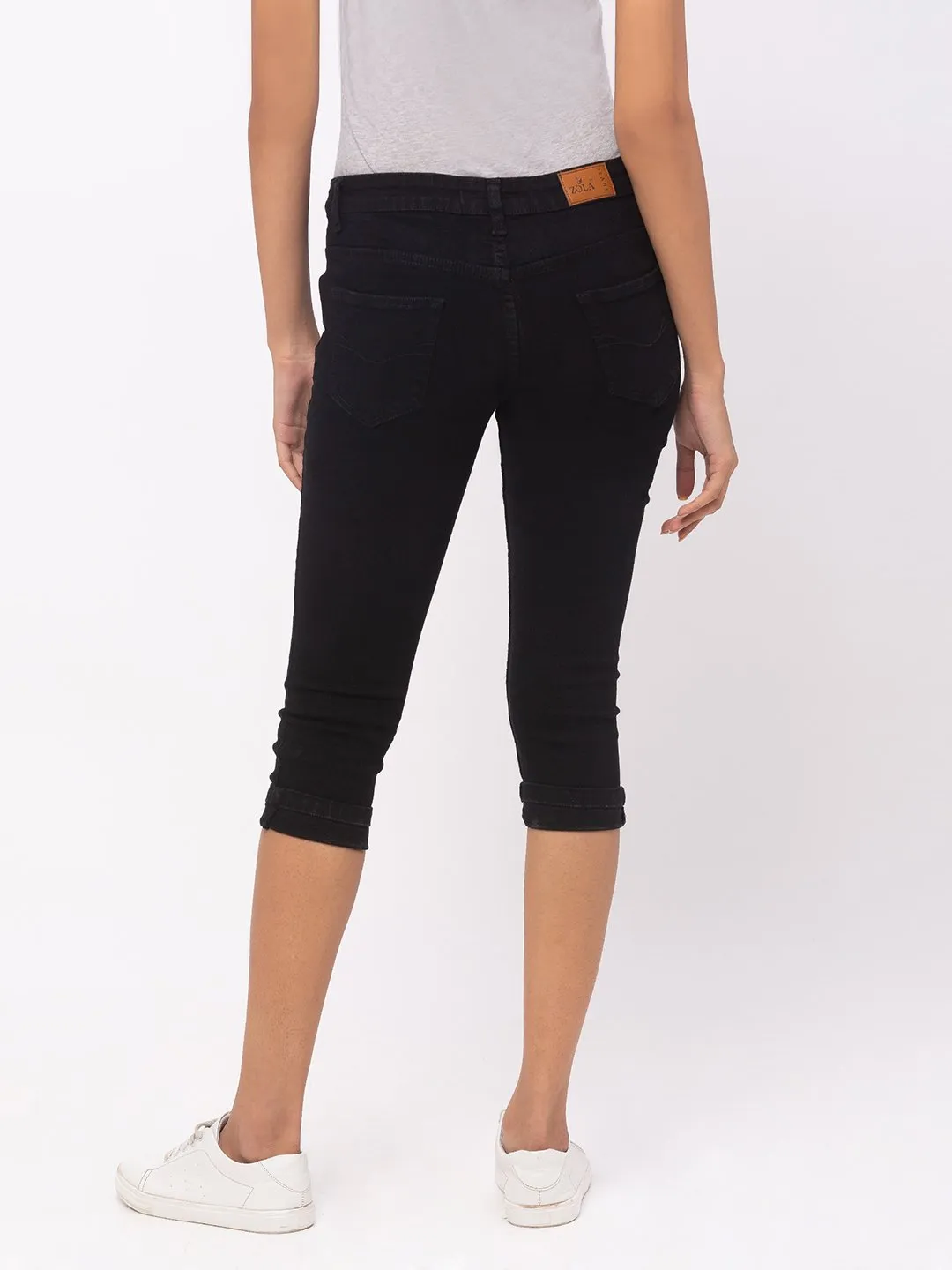 ZOLA Black Pencil Fit Culottes Length Denim Capris For Women