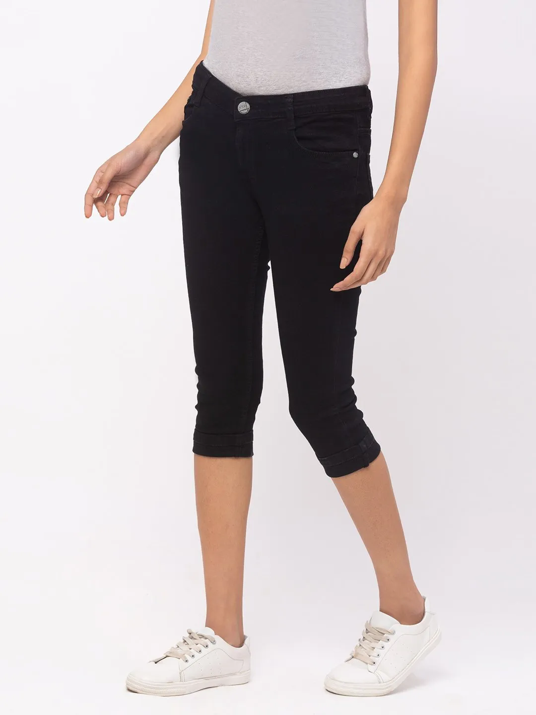 ZOLA Black Pencil Fit Culottes Length Denim Capris For Women